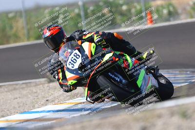 media/Sep-20-2025-TrackDaz (Sat) [[27f0cde673]]/A Group/2pm (Turn 9)/